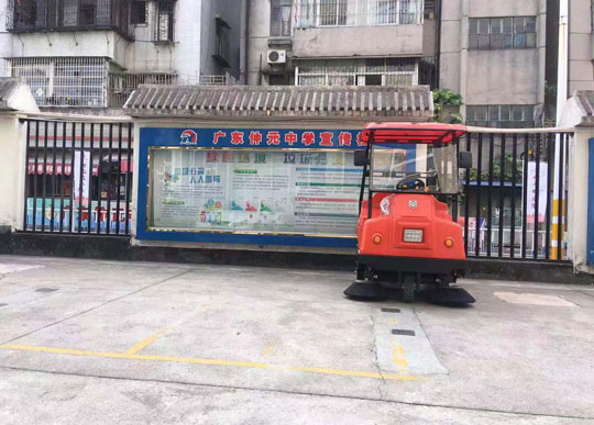 環衛掃地機的特點